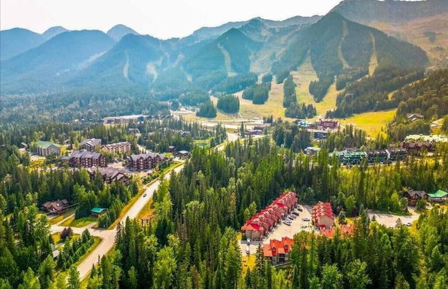 Stone Creek Chalet by Fernie Lodging CO - Photo 35