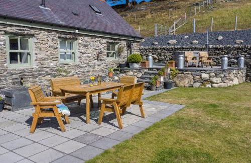 Finest Retreats - Moelis Granary - Luxury Cottage with Hot Tub - Photo 31