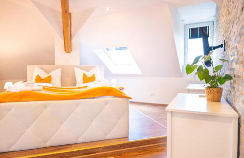 GreenTreeHomes - Penthouse Oak - Photo 29