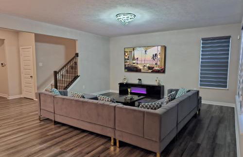 Cozy 5 bedroom and 4 bathroom - Foto 9