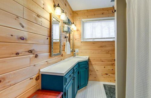 Mountain Getaway with Views and Fire Pit - Foto 19