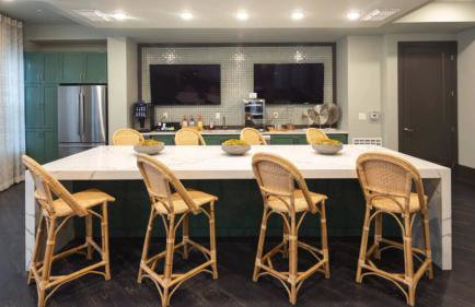 Landing Incredible 2BD Pool Clubhouse - Foto 30