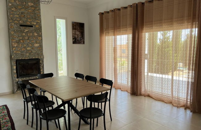 Cheerful 2-bedroom Villa With Pool - Foto 15