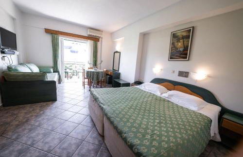 Odeon Hotel - Photo 102