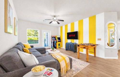 3BR Family Suite with Games & Pool - Foto 39