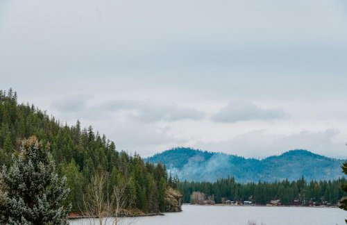 Cozy 2BR Condo Walk to Lake, Saltwater Pool and Golf - Foto 37