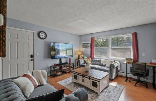 Tranquil 2BR Apt Mpls - 8075 Apt 4 - Foto 1