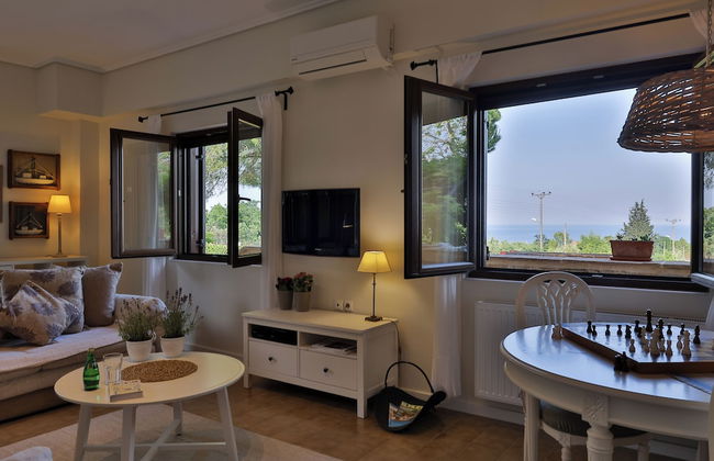 Olives and Vines all Season Villa - Photo 18