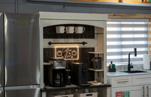 4000 SF, 20 Acre Gated Luxe Estate, Game Room, Pano View, Pool, Spa - Foto 36