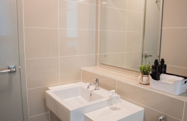 19 Atelier Suites Sutera Avenue - Photo 45