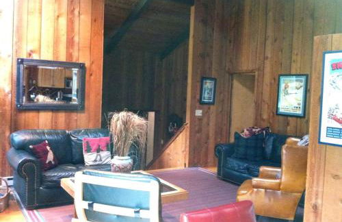 Spacious Mountain Cabin with a Sauna and Ski Trails in Jamaica, Vermont - Foto 8