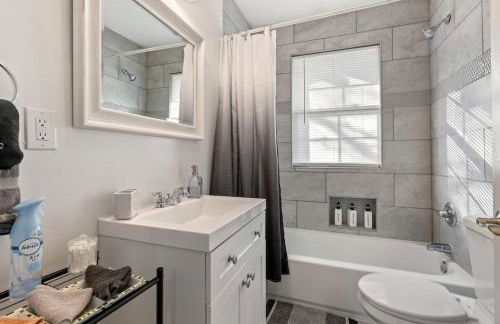 Bunkhouse -Unit A- Fire Pit-Grill-Groups-Patio-Games - Photo 9