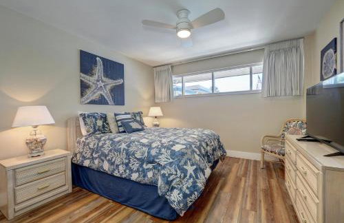 On the Beach Beachfront Condo Direct View & Access to Beach Heated Pool Island House Condominiums Unit 113 - Foto 13