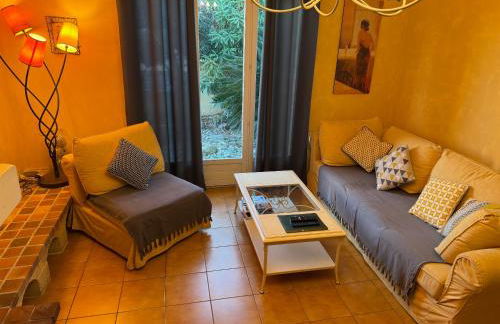 proche de Collioure maison au calme avec Spa - Foto 40