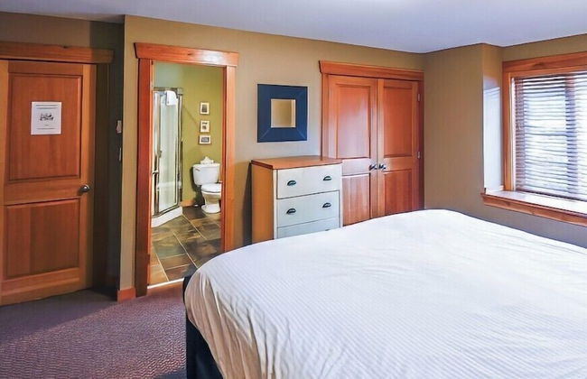 Pinnacle Ridge Chalets by Fernie Lodging - Photo 4