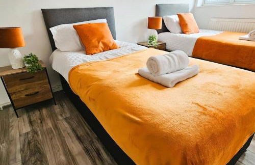 BSE Homes & Properties Ltd 4-Bedroom Home, Harlow , with Parking sleeps 6 - Foto 5