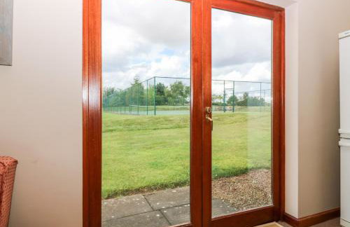 Courtyard Cottage - Photo 21