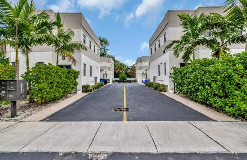 3BR 2.5BA Townhome-10 mins to FTL Beach and Downtown - Foto 27