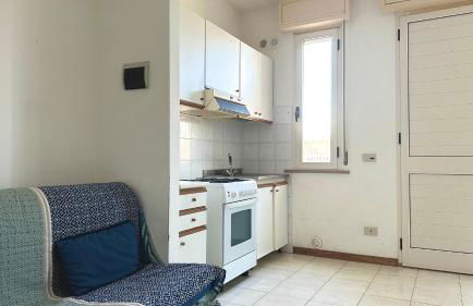 Fano, trilocale con portico a 30mt dal mare - F001 - Foto 2