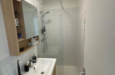 Apparemment spacieux, lumineux avec vue sur Paris - Foto 5