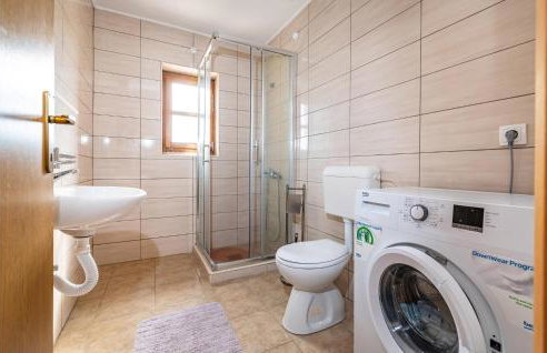 Two-Bedroom Holiday Home In Lisane Tinjske - Foto 31