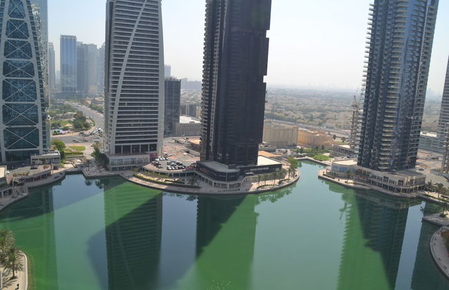 Delightful Lake View 1 Bedroom in JLT - Photo 21