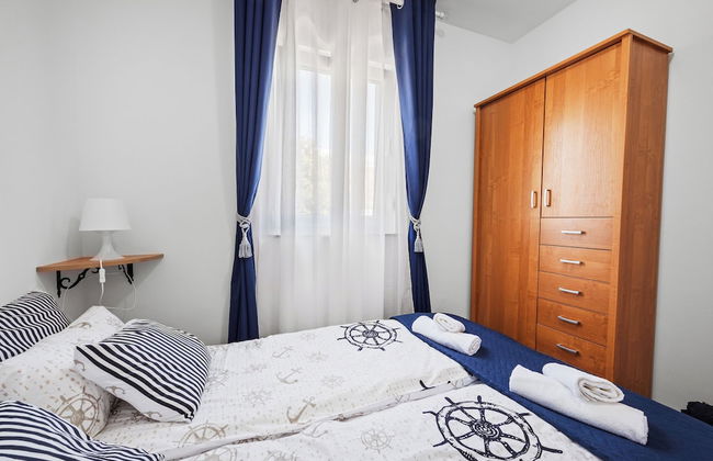 Mery's Sunny Pool Apartment - Foto 3