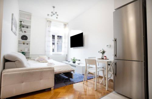 BlueDahlia Apartment - 4-min Walk to Main Station - Zagreb Donji grad - Photo 29