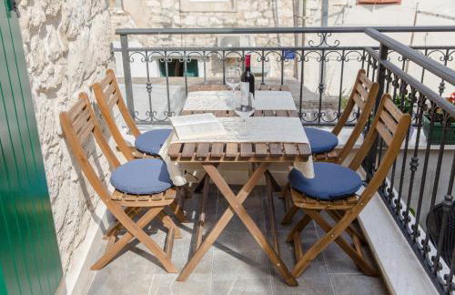 Luxury Apt Petra in 400 year old stone house 4+2 - Photo 52