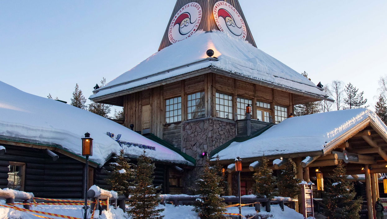 Santa Claus Village & Arktikum Excursion