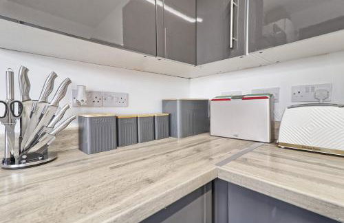 Beautiful Spacious four bedroom house with parking for 2 cars, 5 minute walk to southend station - Foto 19