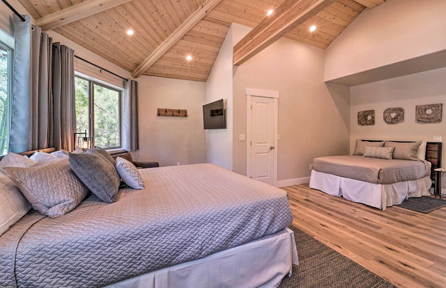 Hot Tub, Pool Table Luxe Reno Chalet with Mtn View! - Foto 29