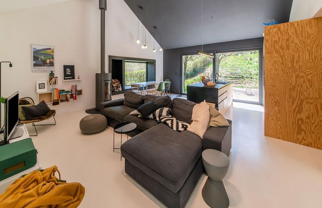 Charming Home With Sauna - Photo 13