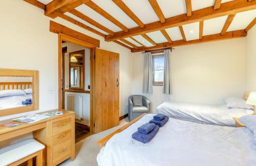 The Lodge - Photo 18