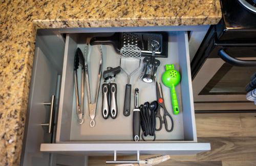 Fabulous King Size Bed in a Gated Neighborhood! - Foto 13