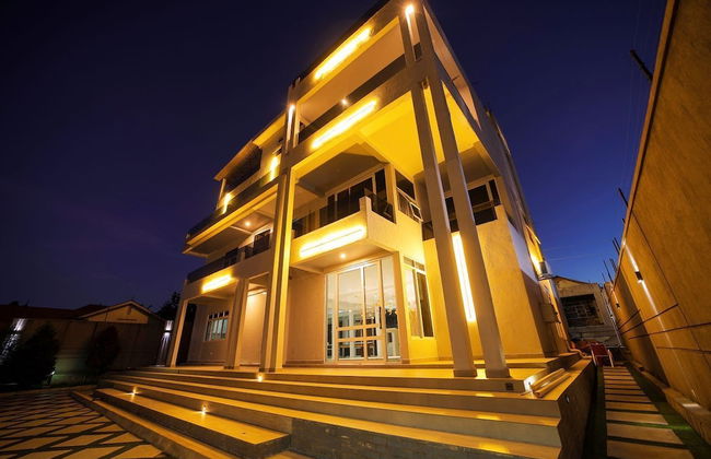 EL AMO LAKEVIEW VILLA - Photo 4