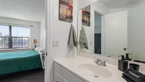 Cozy Apt with Pool, Hot Tub, Golf, Near Downtown - Foto 2