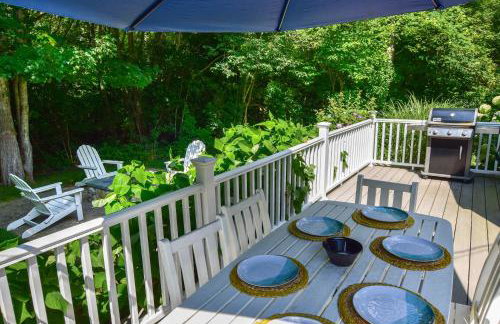 Less Than 1 Mile to Beach with Custom Fire Pit - Foto 4