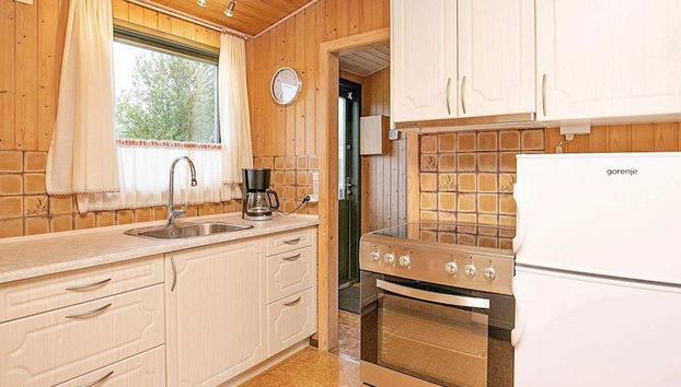 Mesmerizing Holiday Home in Dannemare near Sea - Foto 2, Cocina privada