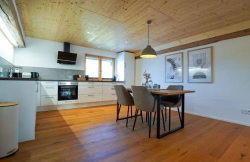 Cozer Living - stilvolles Maisonette Apartment in Meßstetten - Foto 9