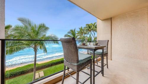 Mahana 302 · MA302 Spectacular BeachFront Studio w Pool AC - Foto 1
