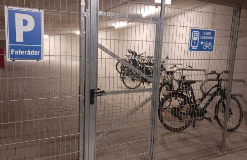 Helle FeWo am Waldrand - mit Balkon, Pool & Sauna - Foto 38