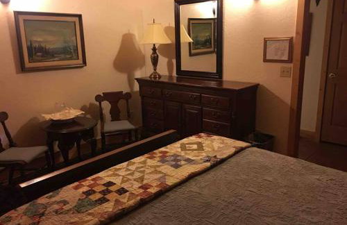 Turnagain View Lodge and Wedding Venue - Photo 25