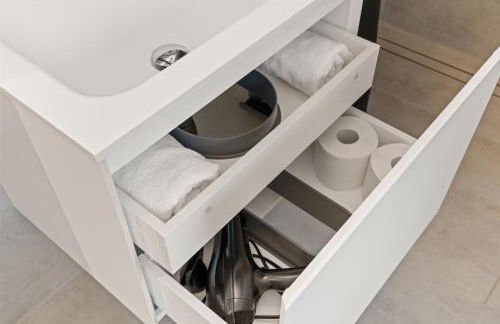 1-3 Personen - Fahrradgarage - Zentrum - Küche - WLAN - Klima - Foto 17