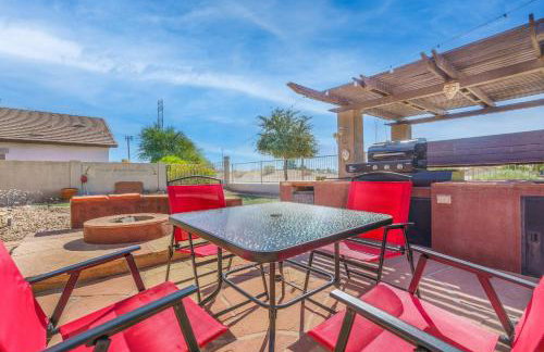 Family Fun Retreat Themed Rooms BBQ & Golf Course - Foto 4