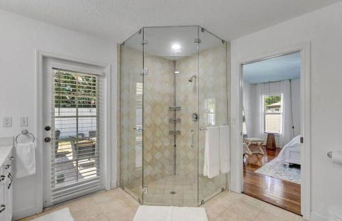 Hottub! Mini Golf! Water Access! Pets! 5min beach! - Foto 52