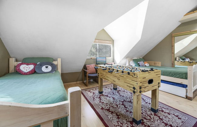 Abe's Cool Cabin - Nice luxury home with a game room, hot tub, and pool table - Foto 9