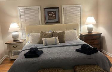 Newly renovated 3-bedroom lakeside home - Foto 13