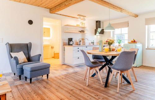 Ferienwohnung Teve - ebenerdig unter Reet & hyggelig mit Kamin - Foto 2