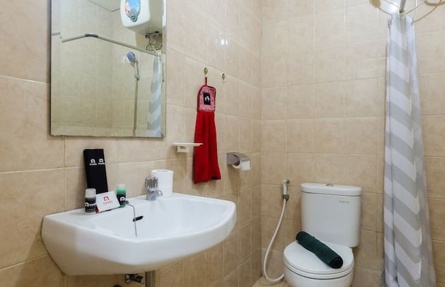 Comfy 1BR Apartment at Cosmo Terrace - Photo 25